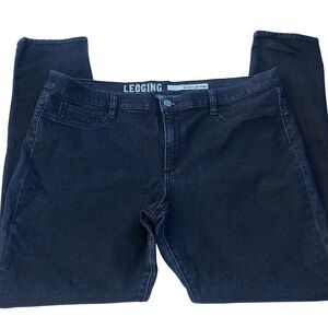 DKNY Jeans Size 16 Denim Legging Womens Blue Mid Rise Dark Wash  30” Inseam 5pkt